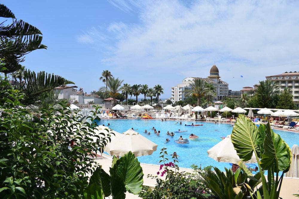 Seaden Corolla Hotel シダ エクステリア 写真